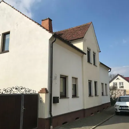 Jahn ゲストハウス 3*