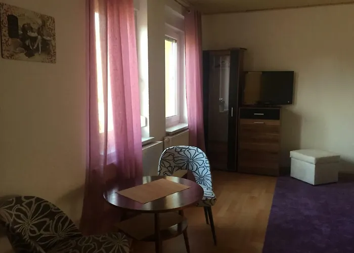 ゲストハウス Jahn